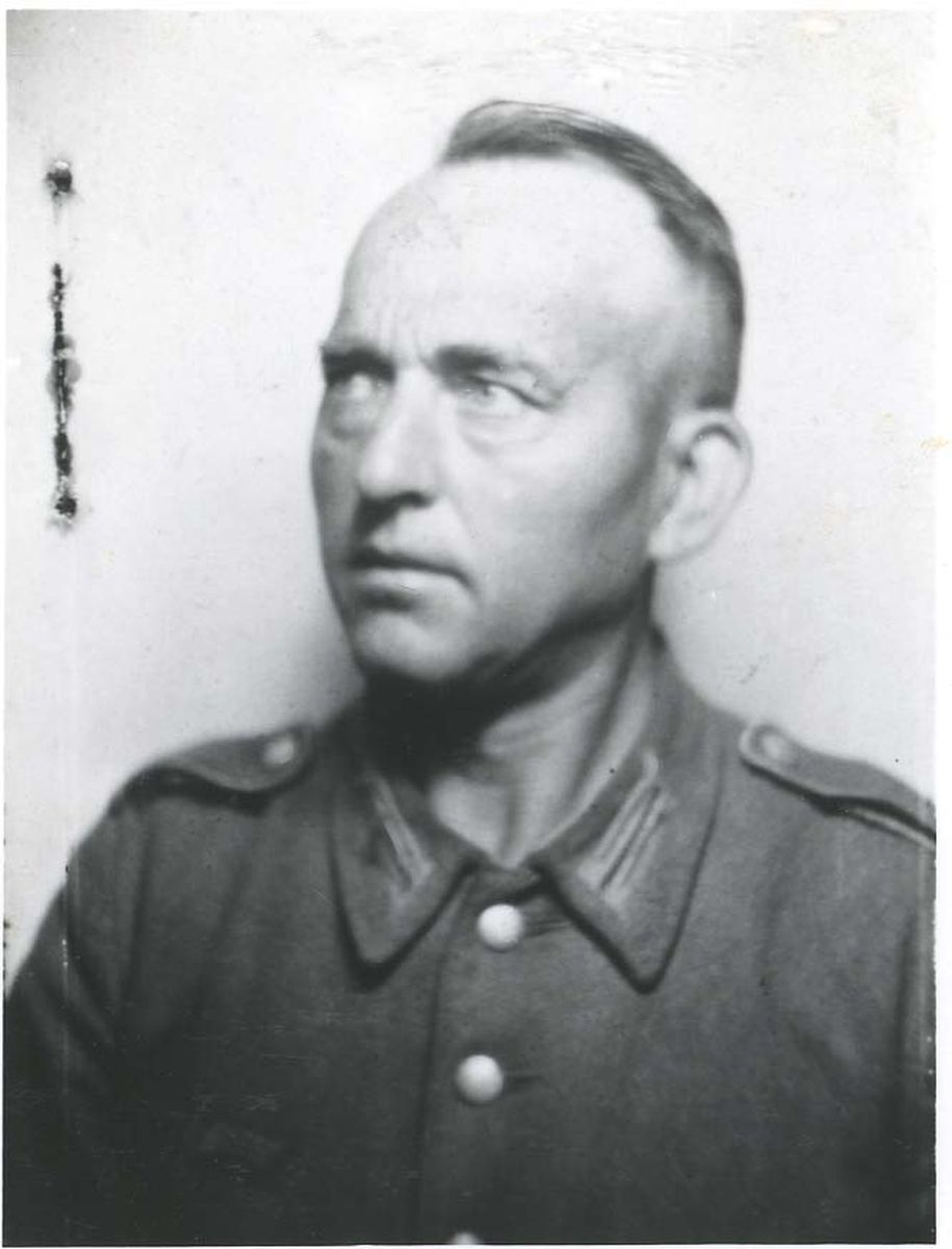 AMA-B w Oświęcimiu/Załoga KL Hahne Wilhelm